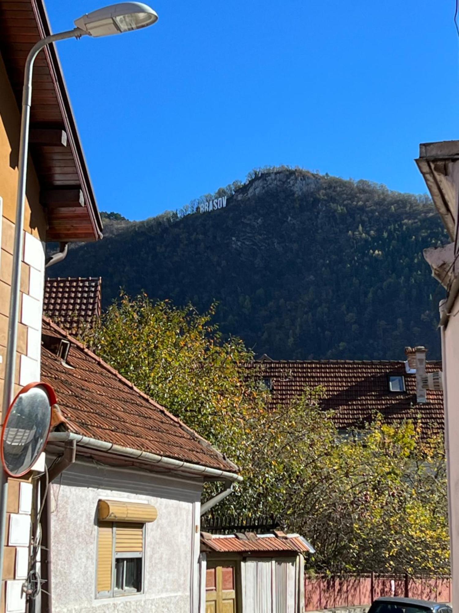 Retro House Mountain View Villa Brasov Luaran gambar